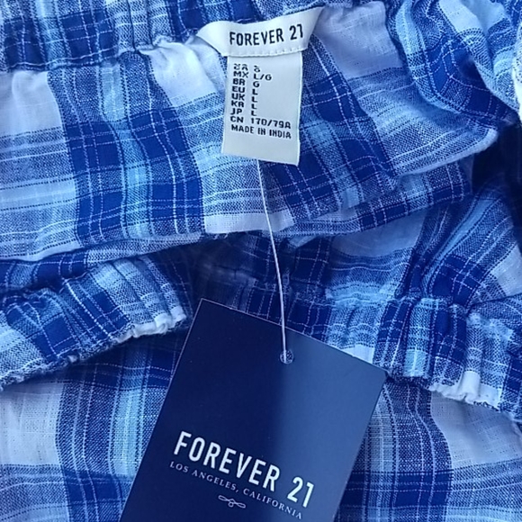 NWT. Forever 21. Sleeveless Romper, tube top - Picture 5 of 8